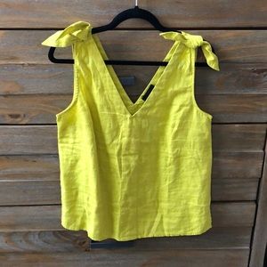 Linen vneck tank & bow detail. Never worn! Size small, brand new with tags!